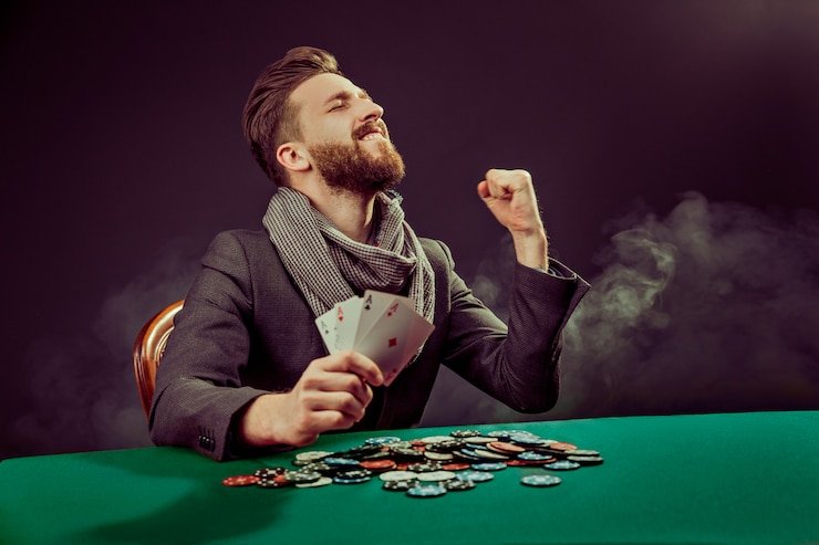 Dashboard Program Loyalitas amanbola menampilkan tingkat keanggotaan dan progress ke tingkat berikutnya