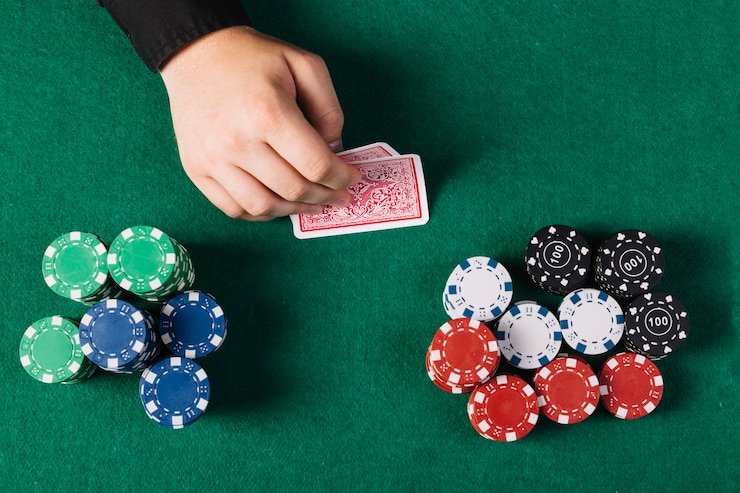 Bagan tingkat loyalitas amanbola menampilkan manfaat progresif dari Member hingga Diamond